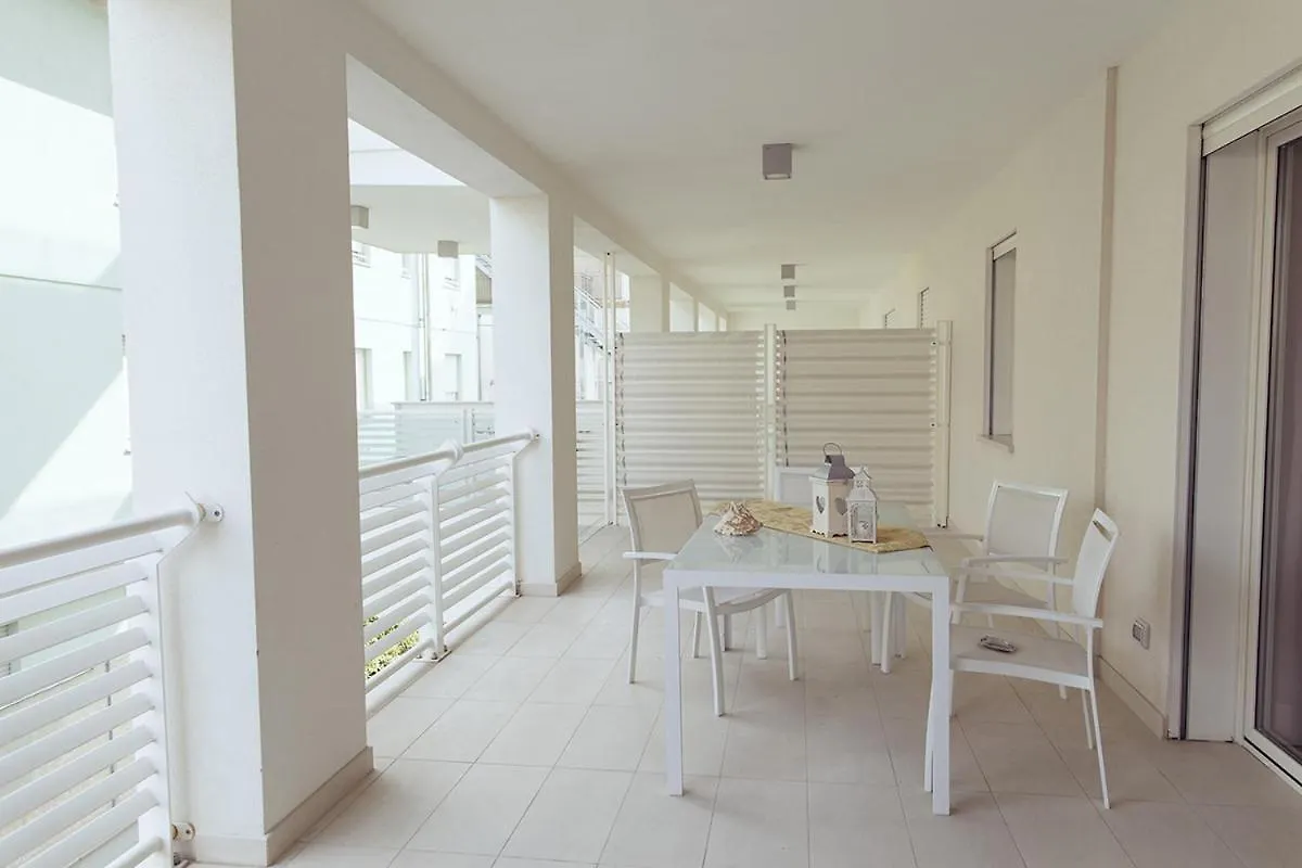 Residence Millecento Cesenatico 3*,