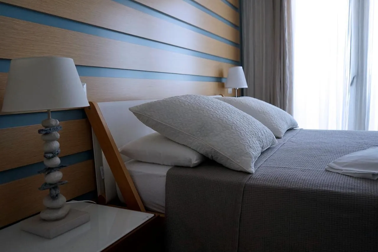 Residence Millecento Cesenatico Aparthotel
