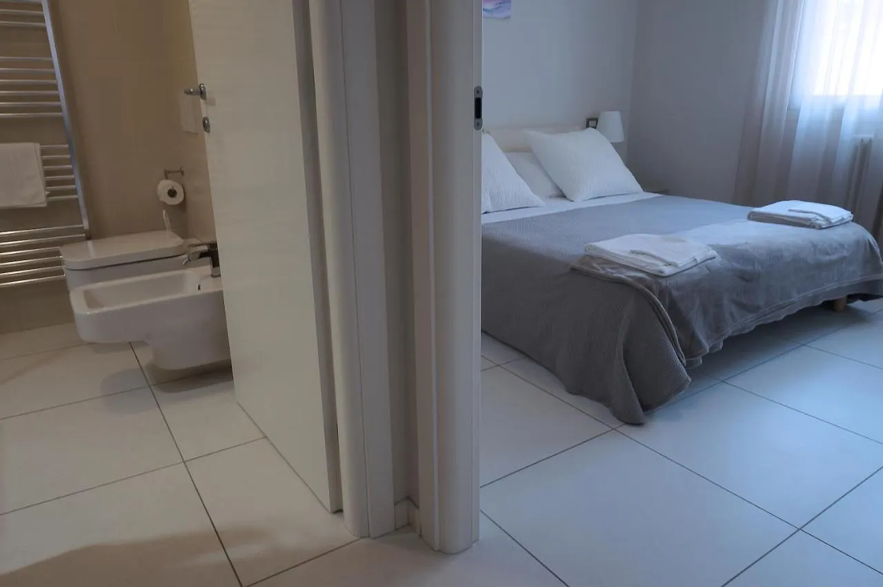 Residence Millecento Cesenatico 3*,